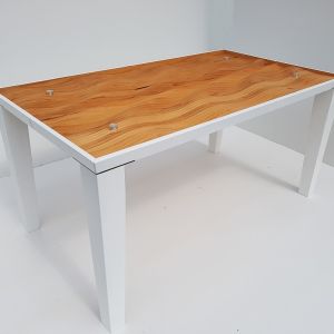 2. stół designerski